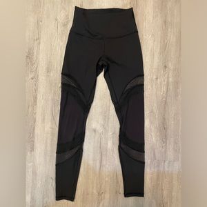 Lululemon leggings size 6
